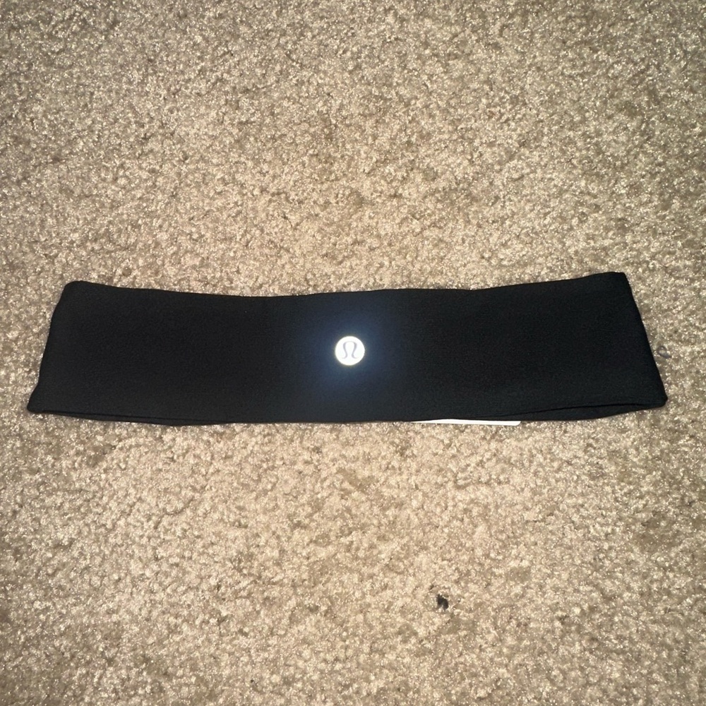 Lululemon Black HeadBand/Fly Away Tamer Headband